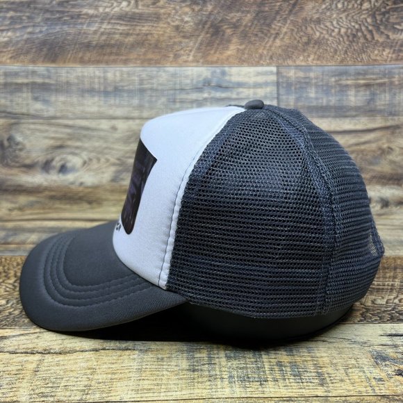 The Thing Mens Trucker Hat Grey Snapback John Cartpenter 1982 Horror Movie - Picture 3 of 7